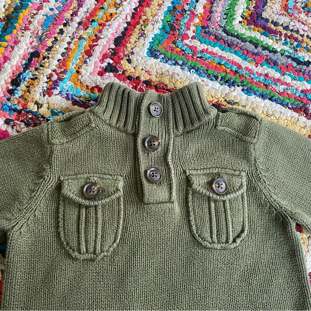 🐻 2/$25 • Old Navy | Military Style Sweater